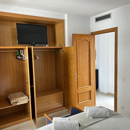 Apartaments Superiors Mtb Only Couples Льорет-де-Мар Экстерьер фото