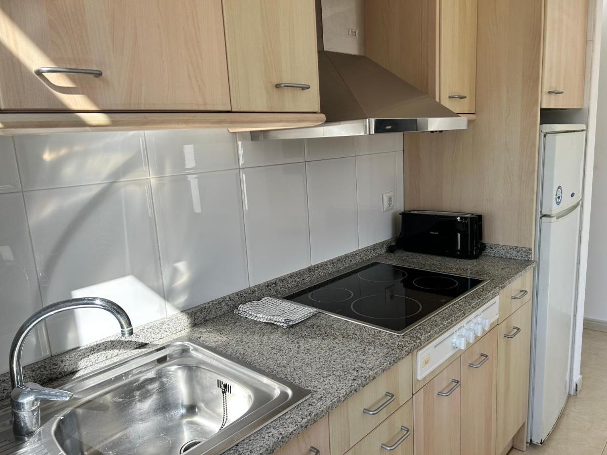 Apartaments Superiors Mtb Only Couples Льорет-де-Мар Экстерьер фото