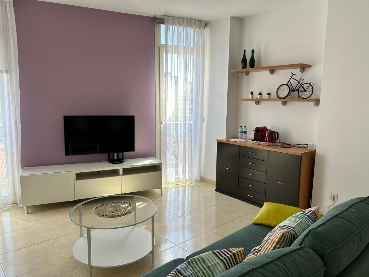 Apartaments Superiors Mtb Only Couples Льорет-де-Мар Экстерьер фото