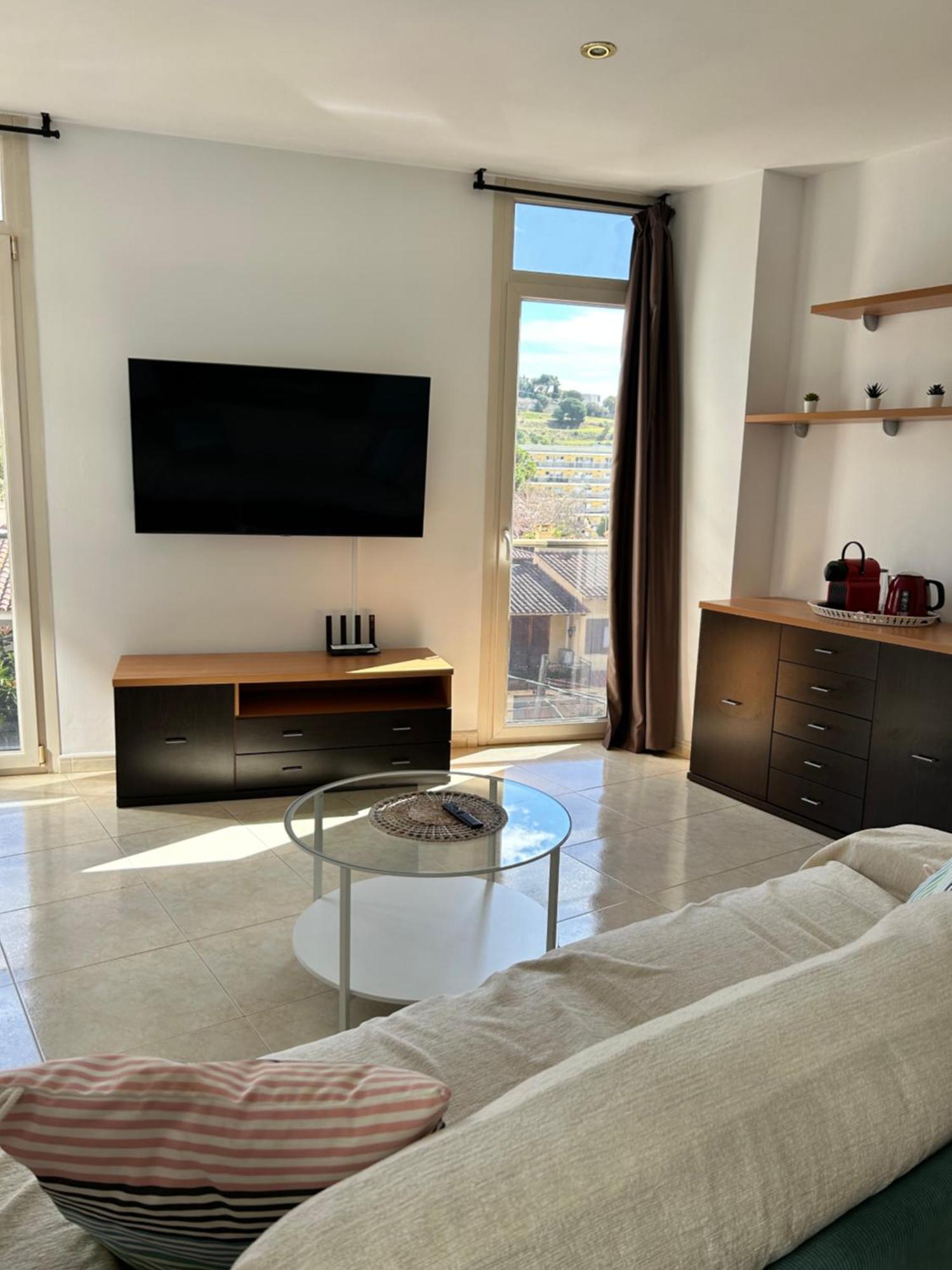 Apartaments Superiors Mtb Only Couples Льорет-де-Мар Экстерьер фото