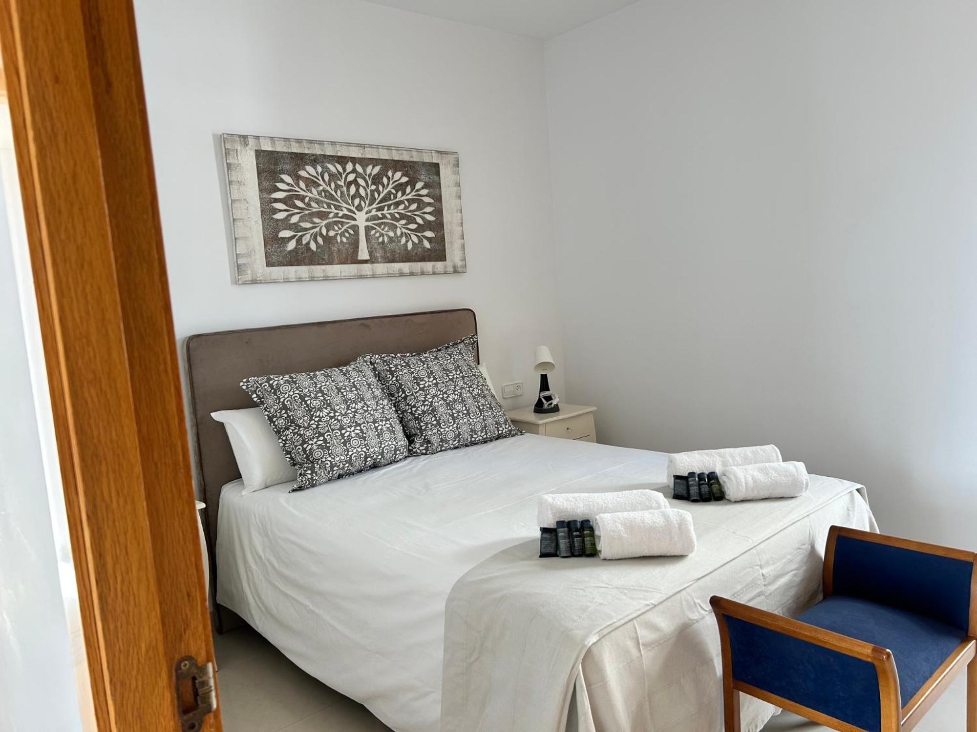 Apartaments Superiors Mtb Only Couples Льорет-де-Мар Экстерьер фото